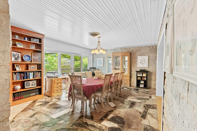 826 E Portland Street, Springfield, MO 65807