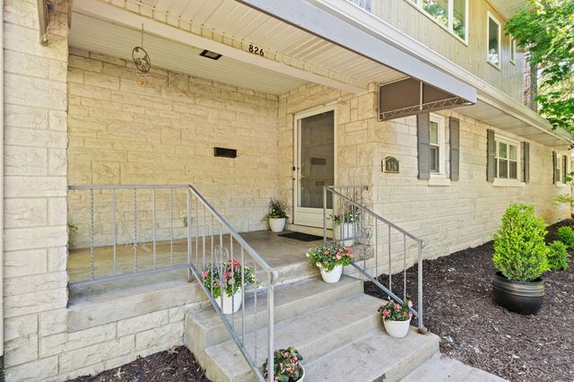 826 E Portland Street, Springfield, MO 65807
