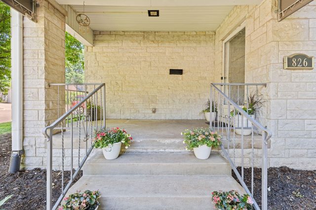 826 E Portland Street, Springfield, MO 65807
