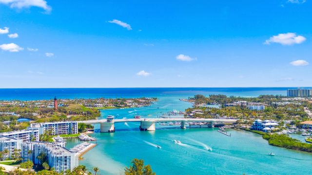 1305 Peninsular Road, Jupiter, FL 33469