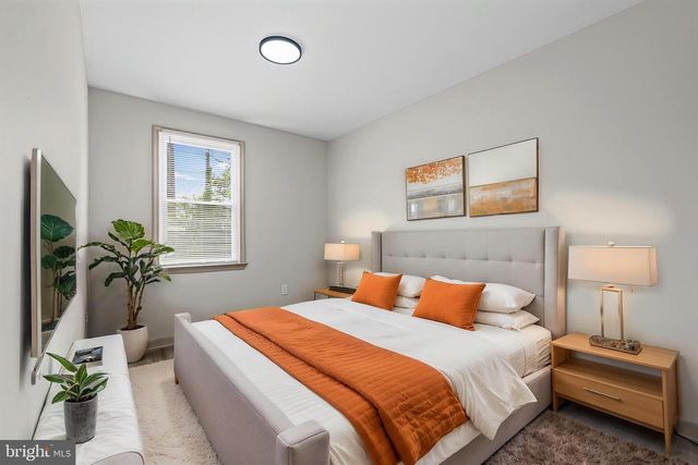 1502 LESLIE ST, Baltimore, MD 21217
