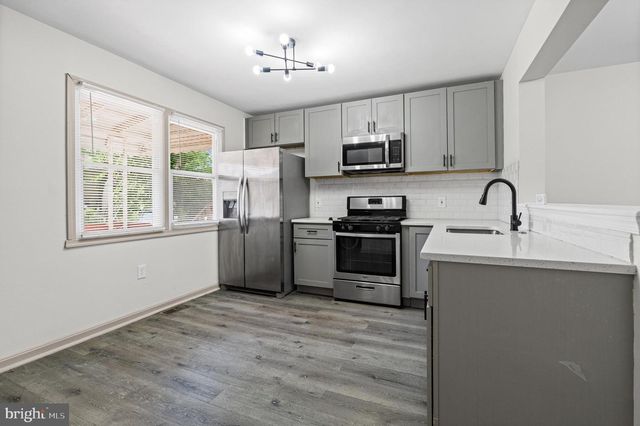 1502 LESLIE ST, Baltimore, MD 21217
