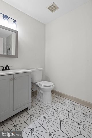 1502 LESLIE ST, Baltimore, MD 21217