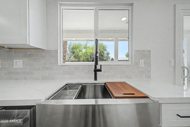 1231 W BARROW Drive, Chandler, AZ 85224