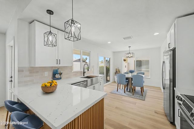 1231 W BARROW Drive, Chandler, AZ 85224