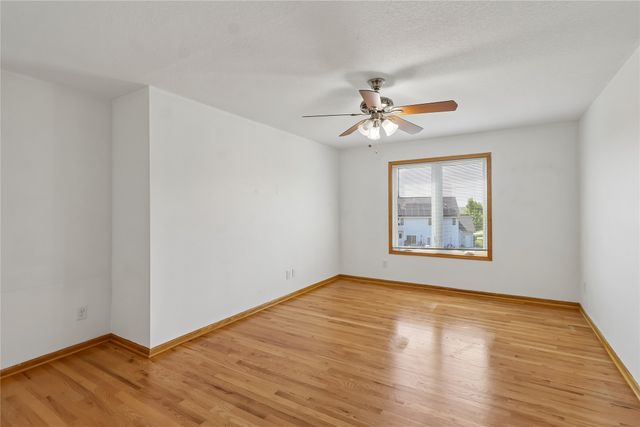 6914 Aubrey Court, Johnston, IA 50131