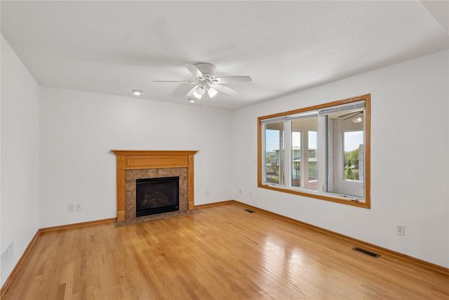 6914 Aubrey Court, Johnston, IA 50131