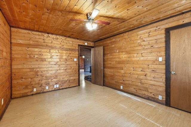 504 Windsor Lane, Springtown, TX 76082