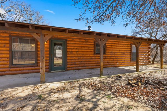 504 Windsor Lane, Springtown, TX 76082