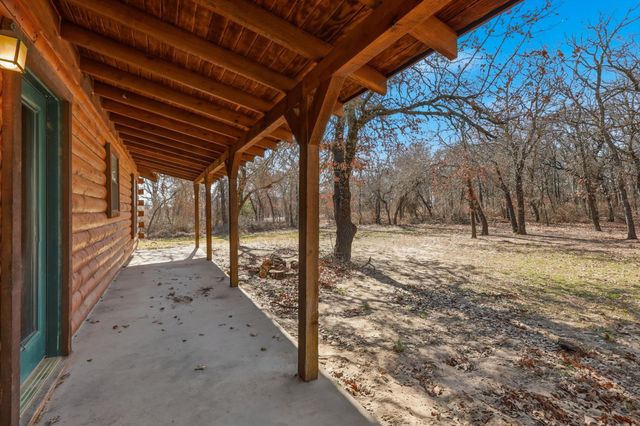 504 Windsor Lane, Springtown, TX 76082