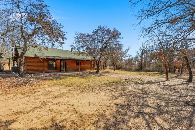 504 Windsor Lane, Springtown, TX 76082