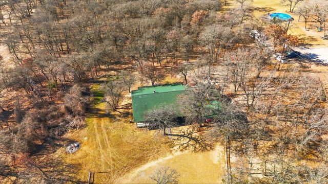 504 Windsor Lane, Springtown, TX 76082