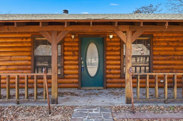 504 Windsor Lane, Springtown, TX 76082