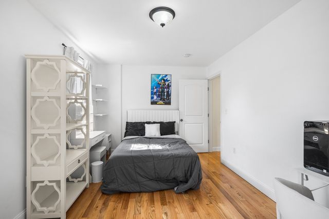 10 Egan Ave, Worcester, MA 01604