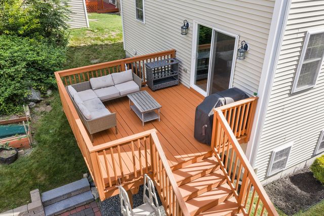 10 Egan Ave, Worcester, MA 01604