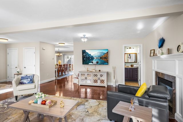 10 Egan Ave, Worcester, MA 01604