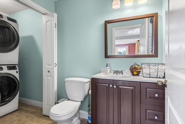 10 Egan Ave, Worcester, MA 01604