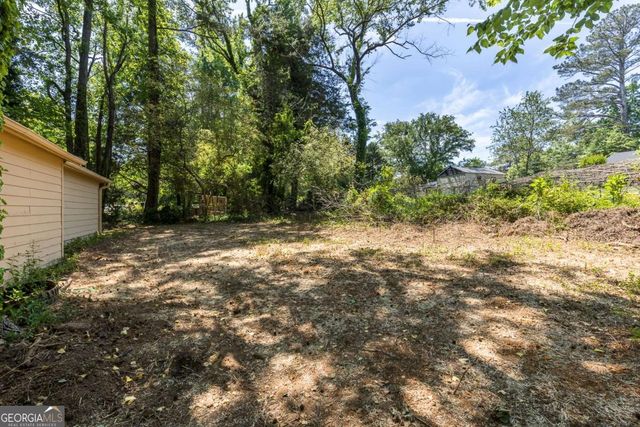 383 Ben Avenue SW, Lilburn, GA 30047