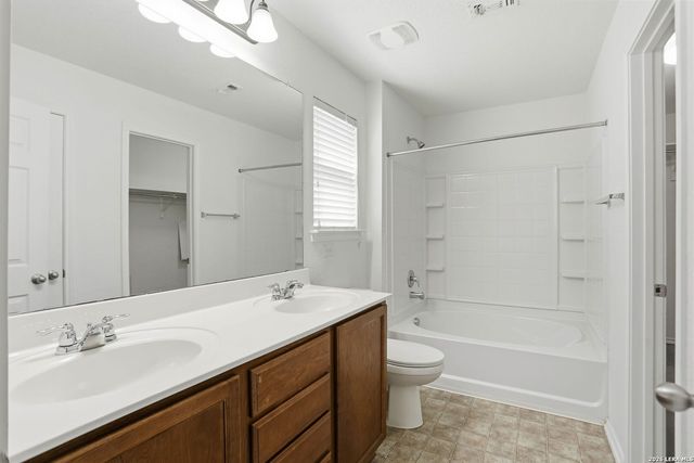 7010 Pescala Ridge, San Antonio, TX 78252