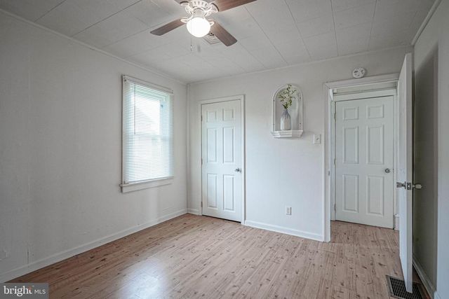130 RIVIERA DR, Pennsville, NJ 08070