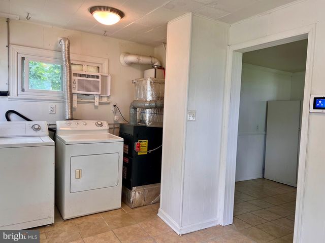 130 RIVIERA DR, Pennsville, NJ 08070