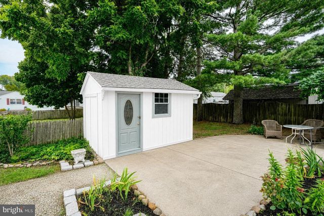 130 RIVIERA DR, Pennsville, NJ 08070