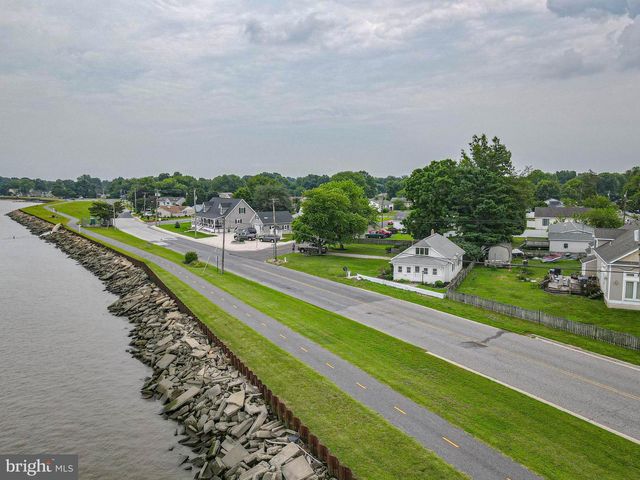 130 RIVIERA DR, Pennsville, NJ 08070