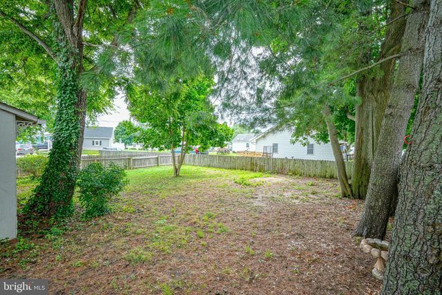 130 RIVIERA DR, Pennsville, NJ 08070