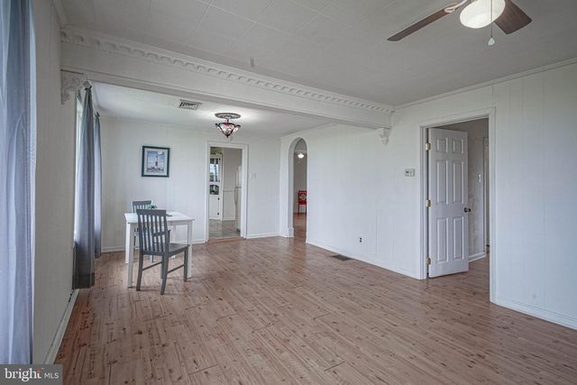 130 RIVIERA DR, Pennsville, NJ 08070