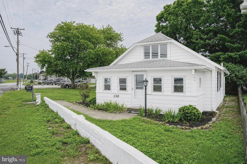 130 RIVIERA DR, Pennsville, NJ 08070