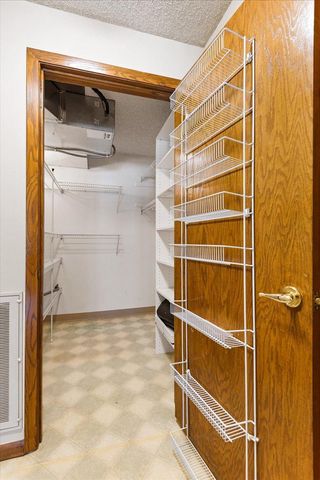 4035 Victoria Street N 110, Shoreview, MN 55126