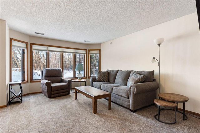 4035 Victoria Street N 110, Shoreview, MN 55126