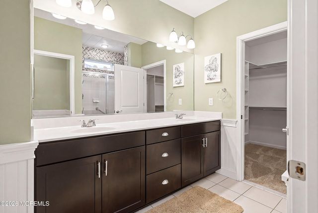 4 Otter Circle, Barnegat, NJ 08005