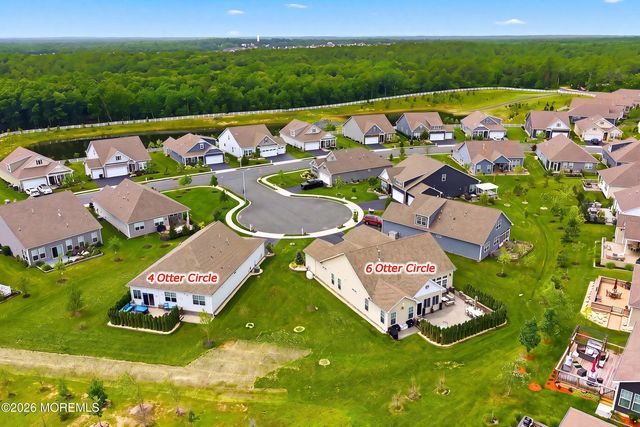 4 Otter Circle, Barnegat, NJ 08005