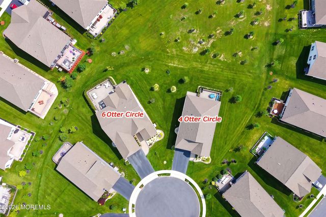 4 Otter Circle, Barnegat, NJ 08005