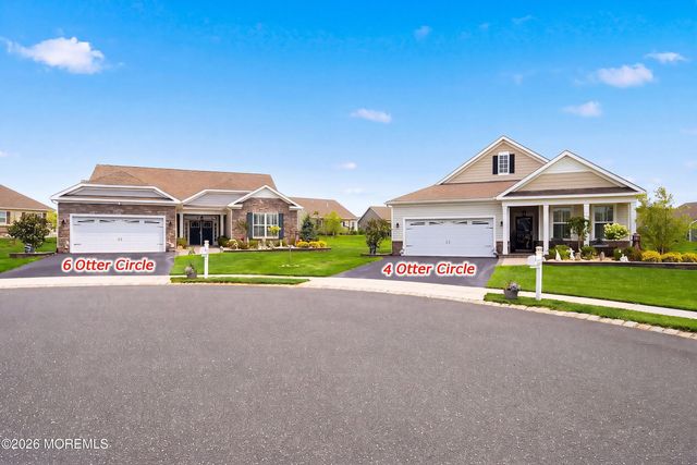 4 Otter Circle, Barnegat, NJ 08005