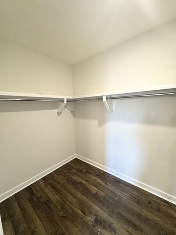 1933 Hildebrand Lane, Columbia, TN 38401