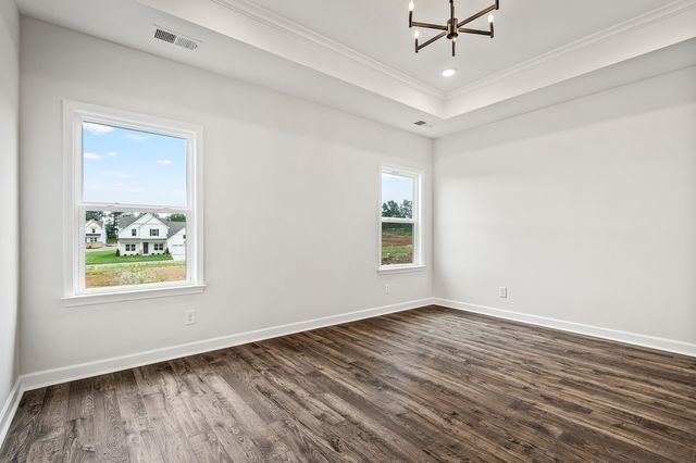 1933 Hildebrand Lane, Columbia, TN 38401