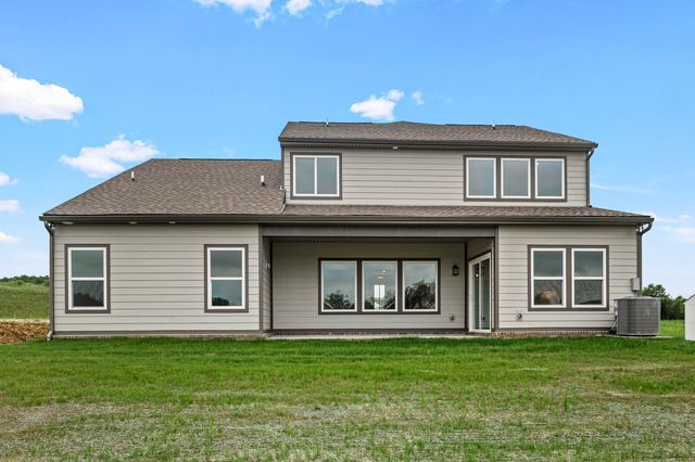 1933 Hildebrand Lane, Columbia, TN 38401