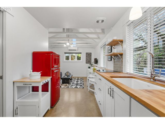 4612 Ne 28TH Ave, Portland, OR 97211