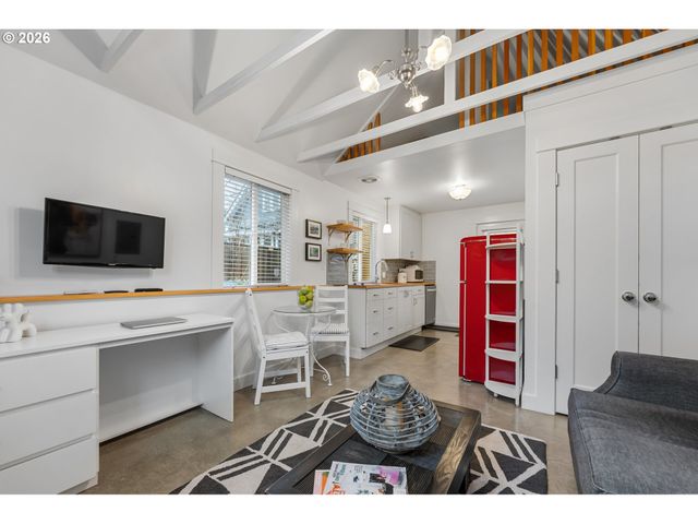 4612 Ne 28TH Ave, Portland, OR 97211