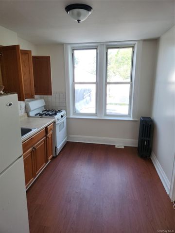 116-48 Sutphin Boulevard 2, Jamaica, NY 11434