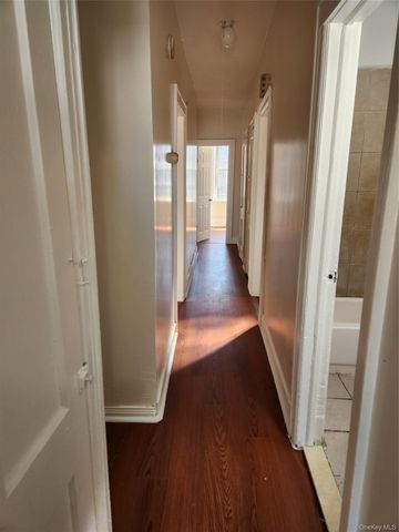 116-48 Sutphin Boulevard 2, Jamaica, NY 11434