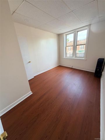 116-48 Sutphin Boulevard 2, Jamaica, NY 11434