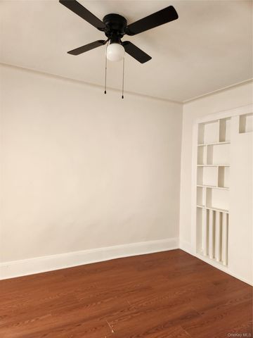 116-48 Sutphin Boulevard 2, Jamaica, NY 11434