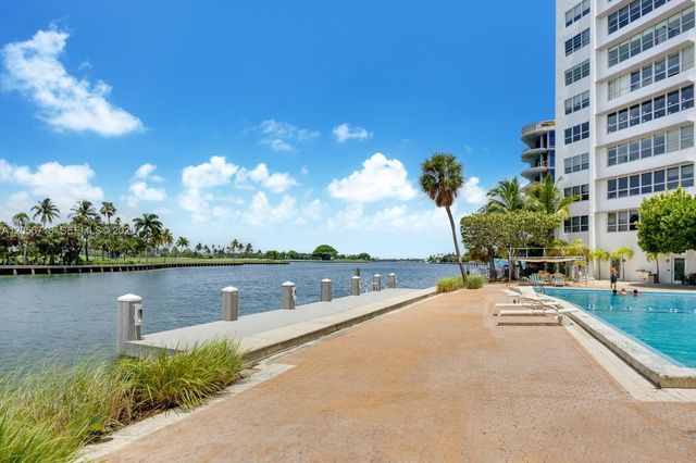 9102 W Bay Harbor Drive 10B, Bay Harbor Islands, FL 33154