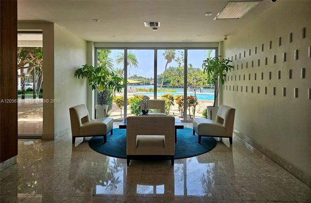 9102 W Bay Harbor Drive 10B, Bay Harbor Islands, FL 33154