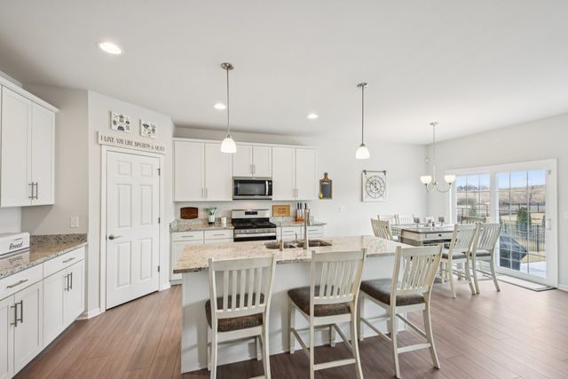 1085 Station Boulevard, Elburn, IL 60119