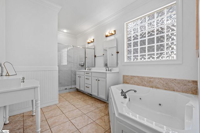 106 Caitlin Court, Simpsonville, SC 29680