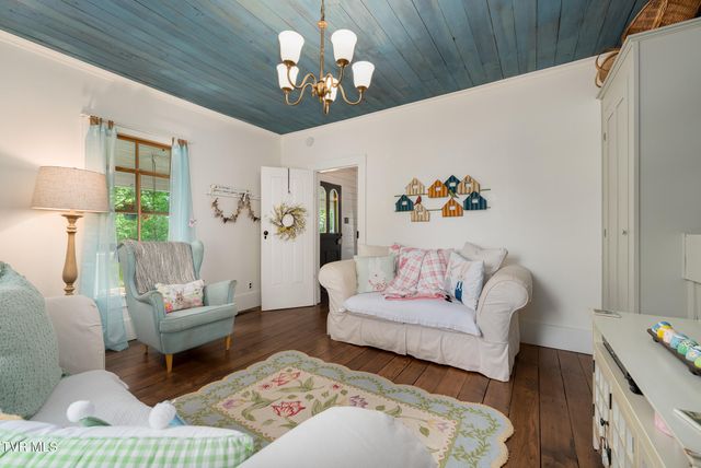 985 Chuckey Pike, Chuckey, TN 37641